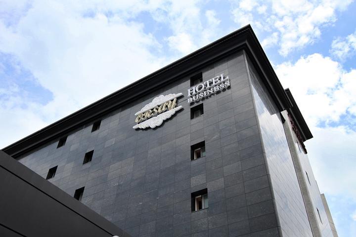 Suwon Orsay Business Hotel Экстерьер фото