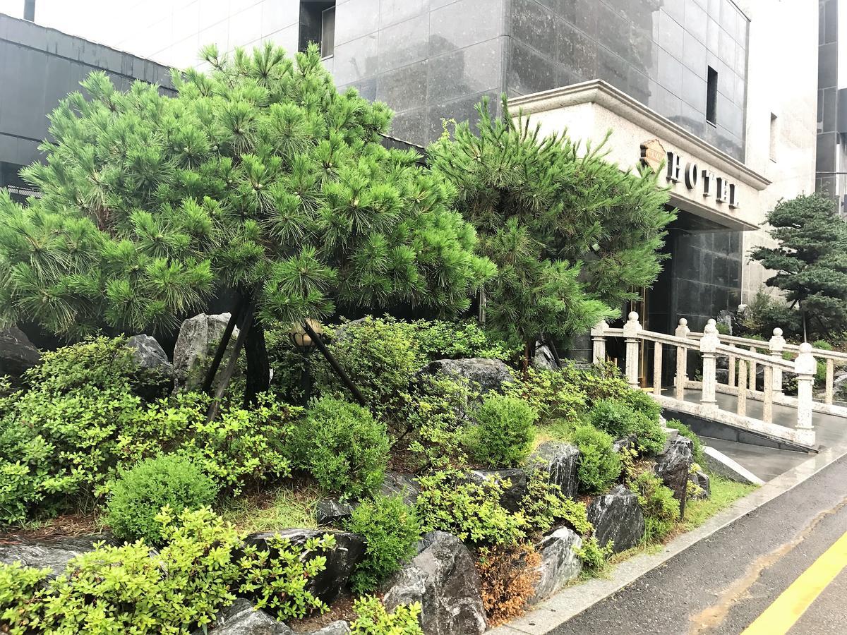 Suwon Orsay Business Hotel Экстерьер фото