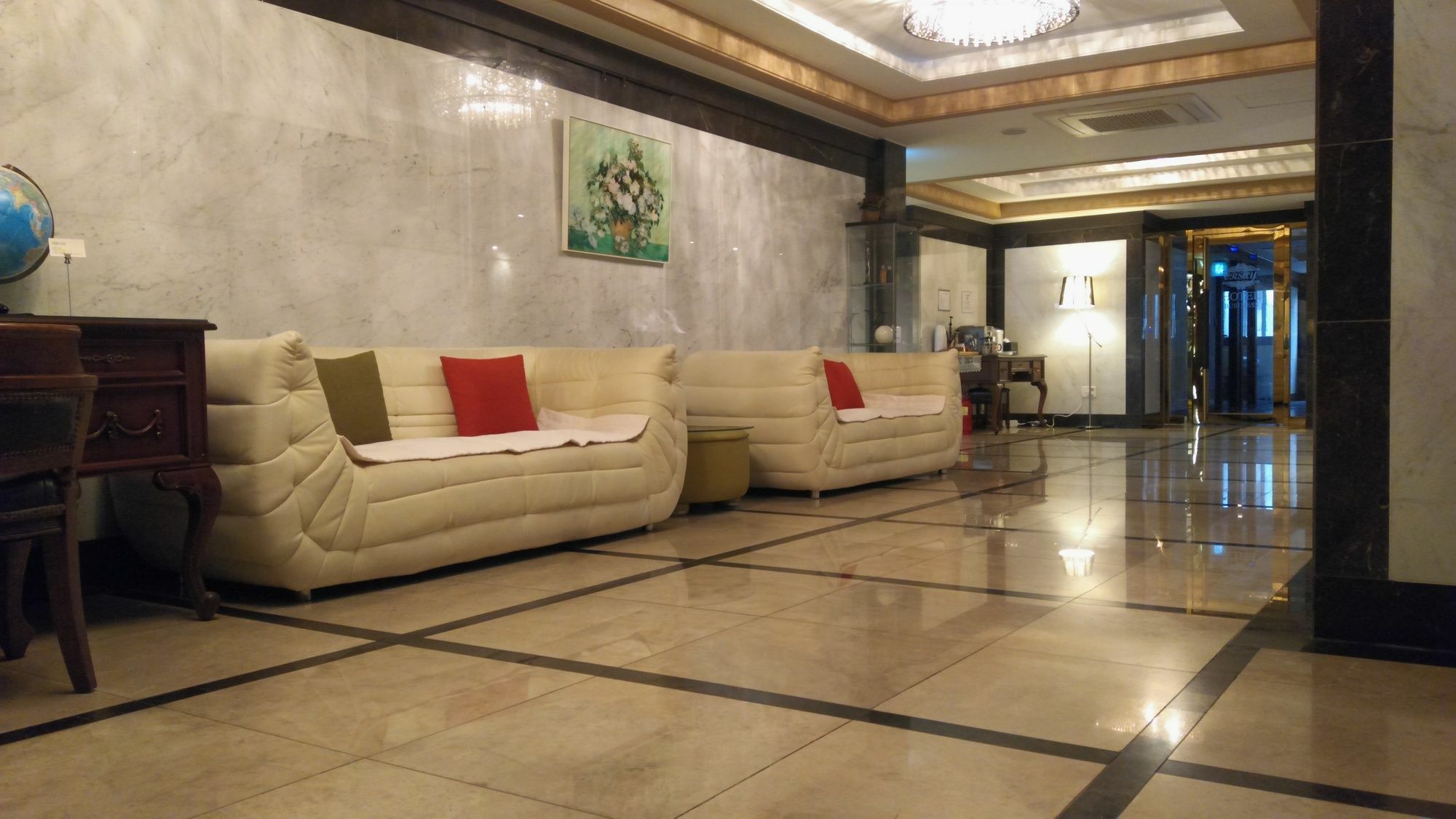 Suwon Orsay Business Hotel Экстерьер фото